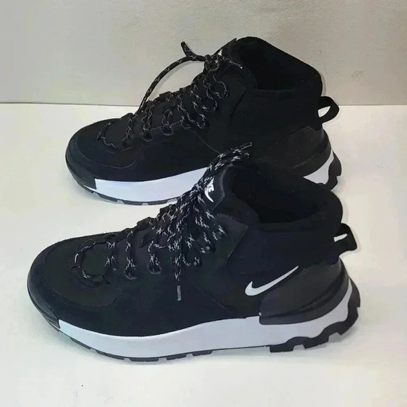 NIKE WOMEN'S CITY CLASSIC BOOT WHEAT/SAIL -BLACK NWOB SIZE 9 - Picture 3 of 9